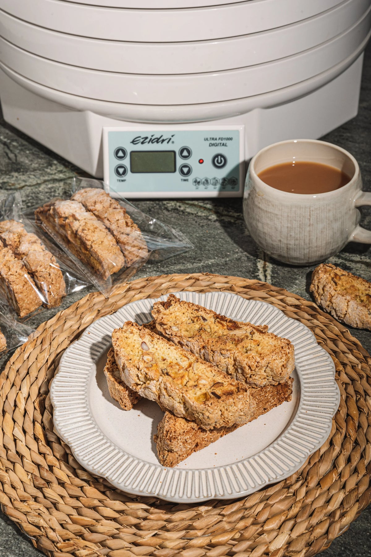 Biscotti mit getrockneten Pfirsichen