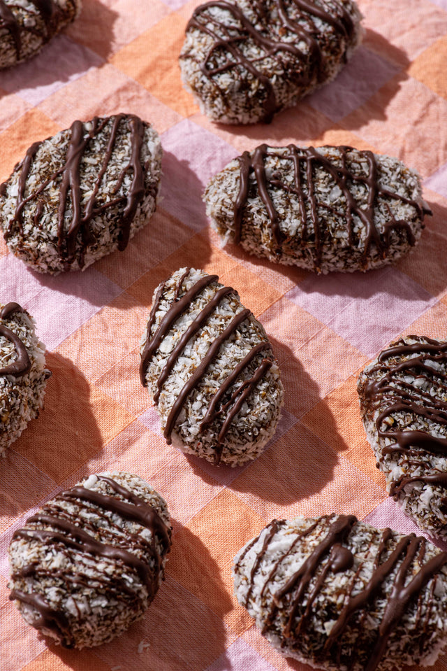 Carrot Cake Bliss Balls (Easter Egg Shape)