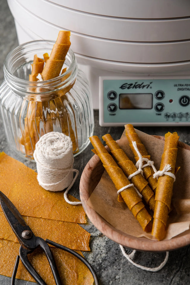 Apple, Turmeric and Cinnamon Roll-ups